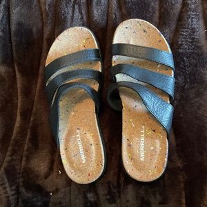 Merrill’s women’s Black leather sandals NWOT size 7